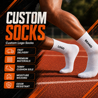 Chaussettes de sport en coton respirant de haute qualité pour l'automne, chaussettes de sport personnalisées pour hommes, couleur unie, chaussettes de course et de basketball, logo personnalisé