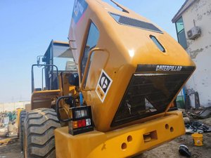 Chargeuse sur pneus Caterpillar 966H d'occasion, d'origine japonaise, 22 tonnes, avec godet de 3,8 m³, pour le chargement en carrière et en entrepôt. - Product Image 5