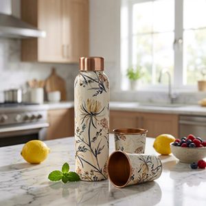 Botella de Agua de Cobre Ecológica con Diseño Floral y Tapa de Cobre, Juego de Bebederos Portátiles para Uso en Exteriores e Interiores - Product Image 1
