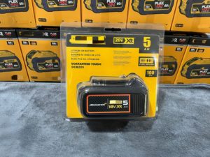 Batteria al Litio ad Alta Capacità 18V 5Ah Compatibile con Trapani Cordless Serie Dewalt XR, Batteria Sostitutiva Resistente alla Corrosione - Product Image 3