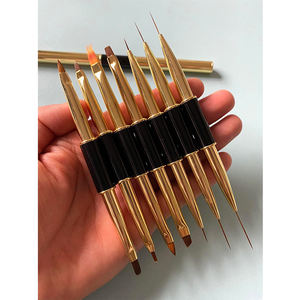 Günstiges Werbe-Pinselset für Nageldesign in Gold-Schwarz, personalisierbar, mit Kolinsky- oder Nylonhaar, Größe 8 & 10, Flachpinsel für UV-Gel, zum Selbermachen - Product Image 4