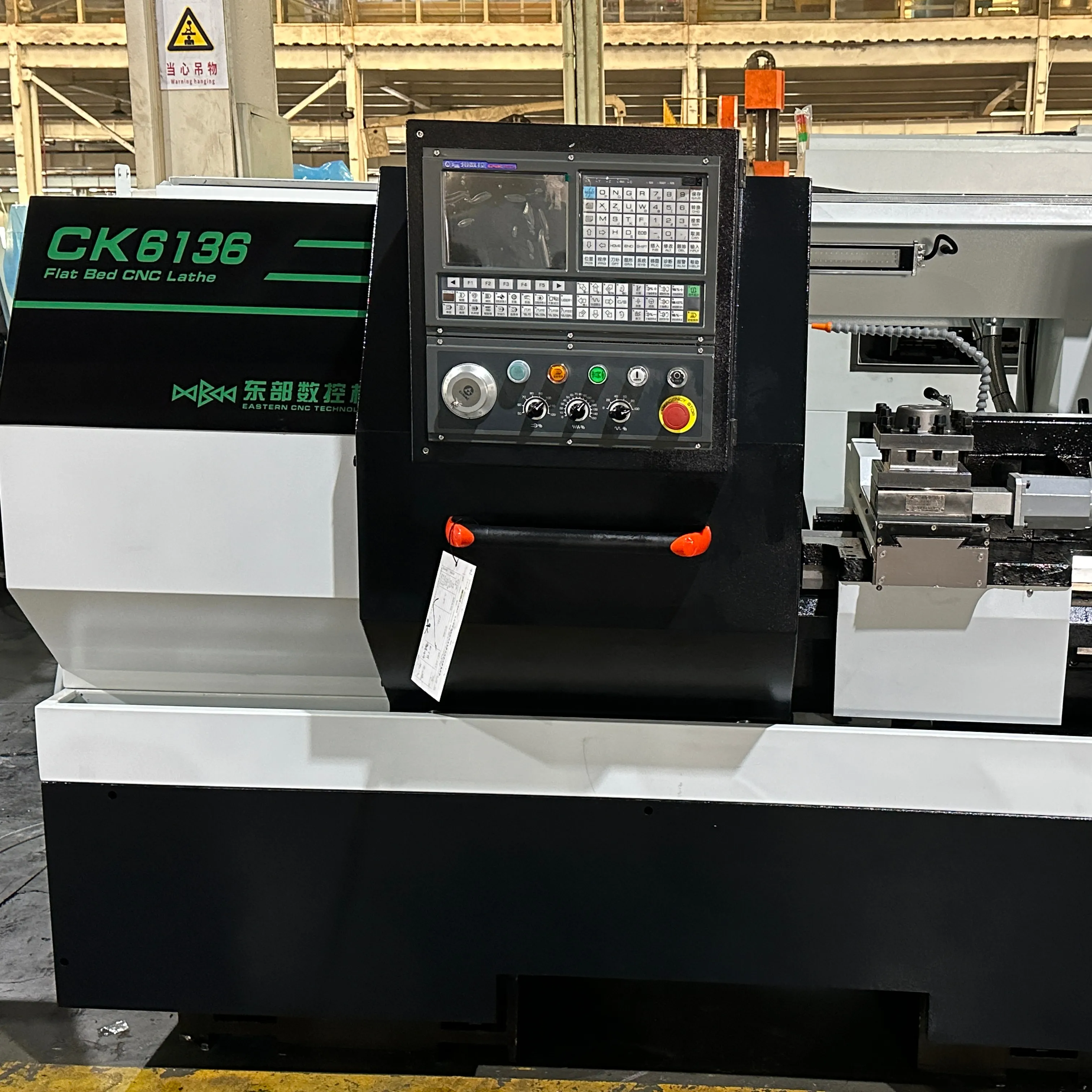 Giá Rẻ Giá cứng đường sắt Siemens điều khiển ck6136 CNC máy tiện cho kim loại