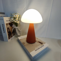 Lampe de table LED moderne de style champignon blanc avec commande tactile pour la décoration de la maison avec fonctions de charge