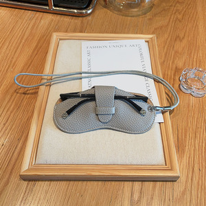 SKYWAY - Estuche de Piel Sintética para Gafas de Sol con Logotipo Personalizado al por Mayor, Estuche Suave para Guardar Gafas - Product Image 2