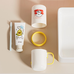 Travel Toothbrush Cup Set Foldable Plastic Mouthwash Cup With Handle For Bathroom And Dormitory Use - Product Image 2