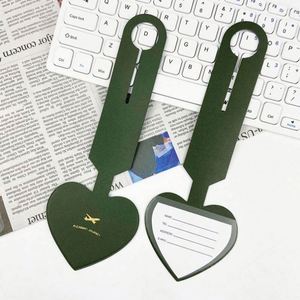 Etiqueta de Equipaje de Cuero PU en Forma de Corazón con Logotipo Personalizado, Estampado en Dorado, Etiqueta para Maleta de Viaje - Product Image 2