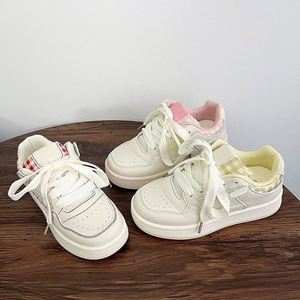Baskets plateforme tendance, blanc classique, chaussures polyvalentes pour le quotidien printemps-été - Product Image 1
