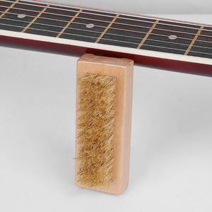 Produits de nettoyage en gros pour la maison intelligente : Nettoyant pour baskets double face avec manche en bois et logo personnalisé en nylon - Product Image 6