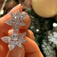 Kadınlar için Kübik Zirkonya Çiçekli Küpe, 5mm, Beyaz Altın Kaplama Pirinç Zarif Çiçek Desenli Kulak Çivileri