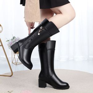 Sepatu bot wanita, sepatu bot musim dingin ukuran besar 43 kulit asli tebal kasual untuk wanita - Product Image 4