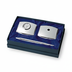 Set da scrivania con portapenne e orologio, finitura argento, in confezione regalo - Product Image 2