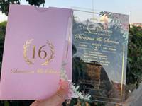 Bayi foil emas biru bunga kupu-kupu dongeng putri acrylique undangan manis 15 quinceanera invit
