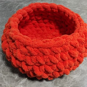 Coussin rond pour chat tricoté à la main ultra doux, couleur personnalisée, tapis chaud et confortable pour petits chiens, vente en gros - Product Image 1
