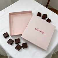 Boîte en papier minimaliste recyclable avec couvercle et base roses, boîte à tiramisu, avec plateau intérieur transparent en PET de qualité alimentaire