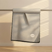 Tissu en nylon imperméable 3000MM 10D*10D 510T 30GSM à grille de 0,15 cm, enduit PU d'un côté et silicone de l'autre, pour abri de pluie
