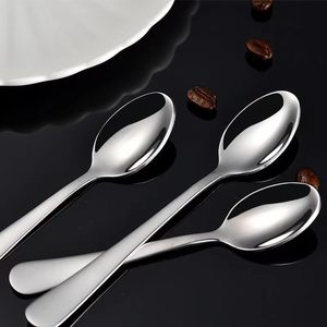 Cuchara de Té Pequeña de Acero Inoxidable Ecológica con Logotipo Personalizado, Mango Corto, Acabado Espejo Clásico, para Café y Postre, Venta al Por Mayor - Product Image 3
