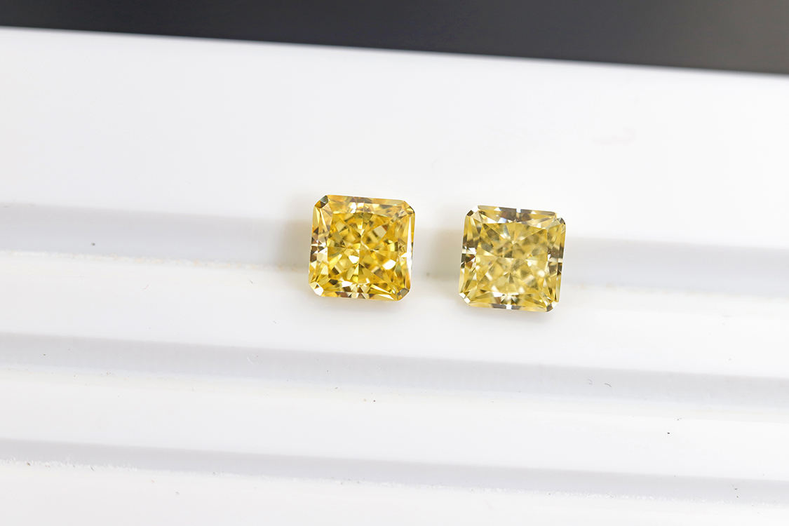 สีเหลือง