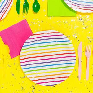 Platos de Papel Modernos de 9 Pulgadas con Rayas de Arcoíris, Venta Directa de Fábrica, Vajilla y Decoración para Fiestas - Product Image 3