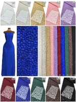 Tissu en dentelle brodé ajouré à motifs floraux, orné de perles faites à la main, pour robes de soirée formelles ajustées