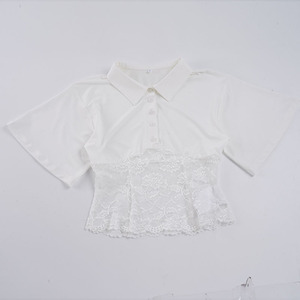 Elegante Camiseta de Punto Transpirable con Cuello en V y Encaje para Verano y Blusa Chic de Manga Corta para Mujer - Product Image 2