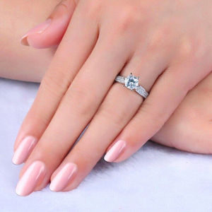 Anello con Cristallo a Stella per Donne, Tono Argento, Elegante Accessorio Moda per Uso Quotidiano e Feste - Product Image 4