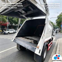 Camion à ordures municipales JMC avec norme d'émission Chine VI et acier haute résistance pour les rues, les écoles et les parcs industriels