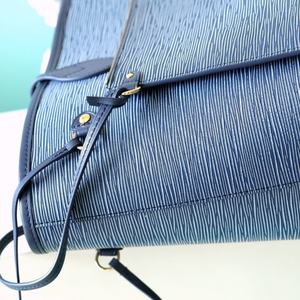 新款时尚手袋女士奢华品牌真皮女式手袋 M11930 黑色 - Product Image 4