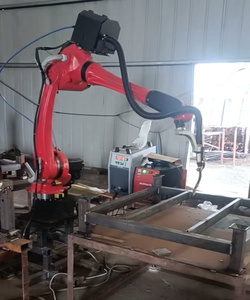 Robot industriel Boront 2110 avec une portée de travail de 2100 mm et une capacité de charge de 10 kg, adapté aux postes de travail de machines à souder - Product Image 5