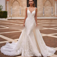 Gaun pengantin halter Prancis 2025 gaya baru untuk pengantin wanita, tekstur mewah, pengerjaan halus, gaun pengantin mewah dengan ekor panjang.
