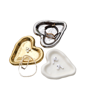 Bandeja de Cerámica Inspirada en el Art <span class=keywords><strong>Deco</strong></span>, con Forma de Corazón, para Joyas, Decoración del Hogar, Almacenamiento de Llaves, Accesorio para Fotos, Decoración Navideña - Product Image 4