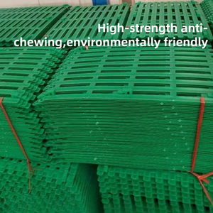 Pavimento a Griglia Automatico in Plastica Rinforzata per Allevamento di Conigli e Pollame - Product Image 3
