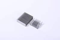 Profilés en aluminium sur mesure OEM, surface anodisée, finition argentée, profilés en métal, dissipateur thermique personnalisé