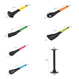 ชุดอุปกรณ์ครัวไนลอน 7 ชิ้น ช้อน ตะหลิว ทัพพี ไม่ติดกระทะ - Product Image 4