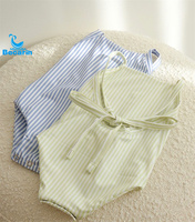 OEM Impression numérique Maillot de bain pour filles et maman Conception à volants Maillot de bain parent-enfant Vêtements de plage pour la famille personnalisés