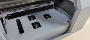 Direct Naar Kledingstuk Uv Printer Inkt Id Kaart Verhoogde Tekst Afdrukken Op Glazen Fles Printer - Product Image 2