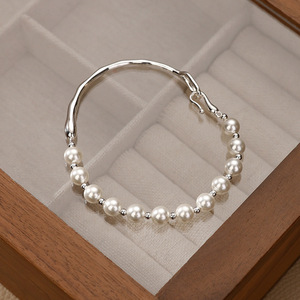 สร้อยข้อมือไข่มุกเกรด AAA ตะขอกลมปิดทุกวันเครื่องประดับโทนสีเงิน - Product Image 3