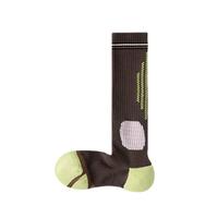 Chaussettes de football pour hommes en polyester, hauteur genou, avec logo couleur personnalisé, respirantes, anti-humidité, soutien de la voûte plantaire, chaussettes de sport athlétiques