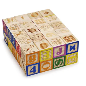 カスタマイズされた木製ABCブロック40PCSスタッキングブロック幼児用メッシュバッグ付きビルディングブロックセットを数える赤ちゃんアルファベット文字