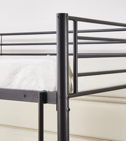 Cama litera industrial de metal negro para fábrica