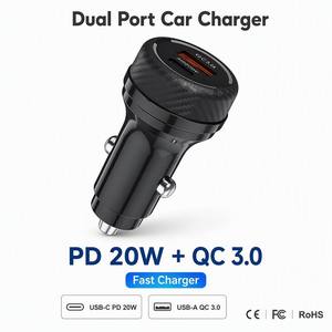 Cargador de Coche USB C Doble Puerto Mini de Fibra de Carbono OEM al por Mayor, Adaptador de Carga Rápida PD 20W QC 3.0 - Product Image 1