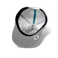 Oem Fabriek Groothandel Op Maat Pvc Patch Logo 5 Panel Mesh Baseball Cap Lasergesneden Gat Hiphop Ademende Gorras