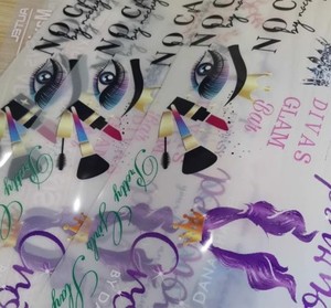 สติกเกอร์รีดร้อน<span class=keywords><strong>แบบ</strong></span>กำหนดเอง ความหนาแน่นสูง ล้างทำความสะอาดได้ สำหรับติดเสื้อผ้าหลากหลายชนิด ไวนิลแบบมีกาวในตัว - Product Image 6