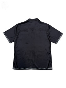 <span class=keywords><strong>เสื้อ</strong></span>เชิ้ตคิวบาคอปกสไตล์ยุโรปเรียบหรู แขนสั้นสำหรับผู้ชาย แฟชั่นฤดูใบไม้ผลิและฤดูร้อน <span class=keywords><strong>แบรนด์</strong></span>ดัง ปีม้า ผ้าซาติน - Product Image 4