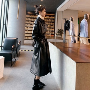 Printemps noir surdimensionné Long imperméable en <span class=keywords><strong>cuir</strong></span> Trench Coat pour les femmes 2022 à manches longues lâche coréen mode vêtements - Product Image 3