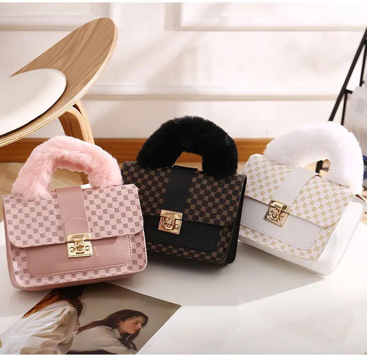 2023 cell phone bag ladies handbag Luxury Winter Lamb Wool PU Small Square Bag Mini Handbag Chain Messenger Bag