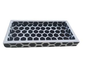 ถาดเสิร์ฟตกแต่งลายเรซิ่นแบบกำหนดเอง ถาดใส่อาหารผลไม้หรูหรา รูปทรงไม่สมมาตร พร้อมลวดลายโลโก้  มีสีสันให้เลือก - Product Image 4