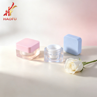 Pot en plastique carré en acrylique personnalisé OEM/ODM 5g10g15g30g avec couvercle pour beurre corporel, soins de la peau, cosmétiques