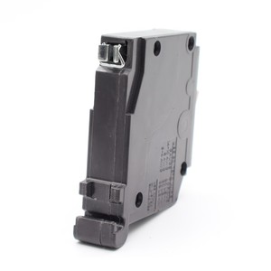 Interruptor de Circuito de 2 Polos y 100 Amperios, Curva C, para Control Industrial, Mali Peak CH220 - Product Image 3