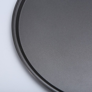 Molde redondo antiadherente para pizza de acero al carbono para hornear en casa. - Product Image 1