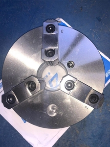 Portabrocas chino, bajo precio al por mayor K11/K72 torno de banco 3 mordazas/4 mordazas Portabrocas de desplazamiento, Portabrocas hueco, Portabrocas manual - Product Image 3